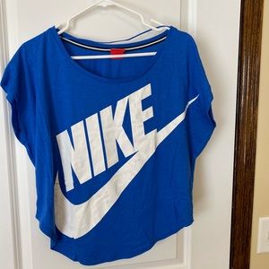 Blue Nike crop Size M